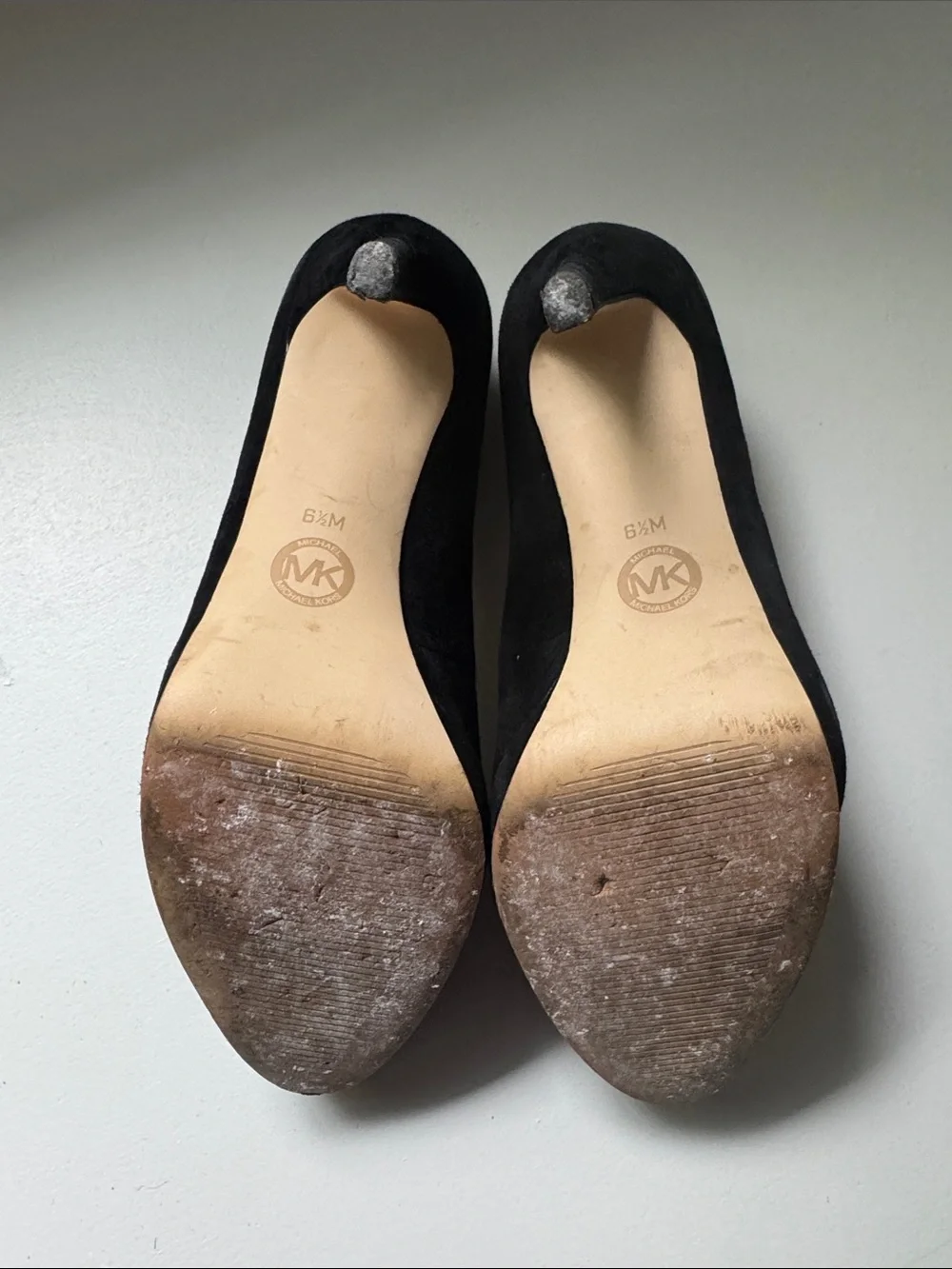 Michael Kors Black Suede Round-Toe Pump Size 6.5